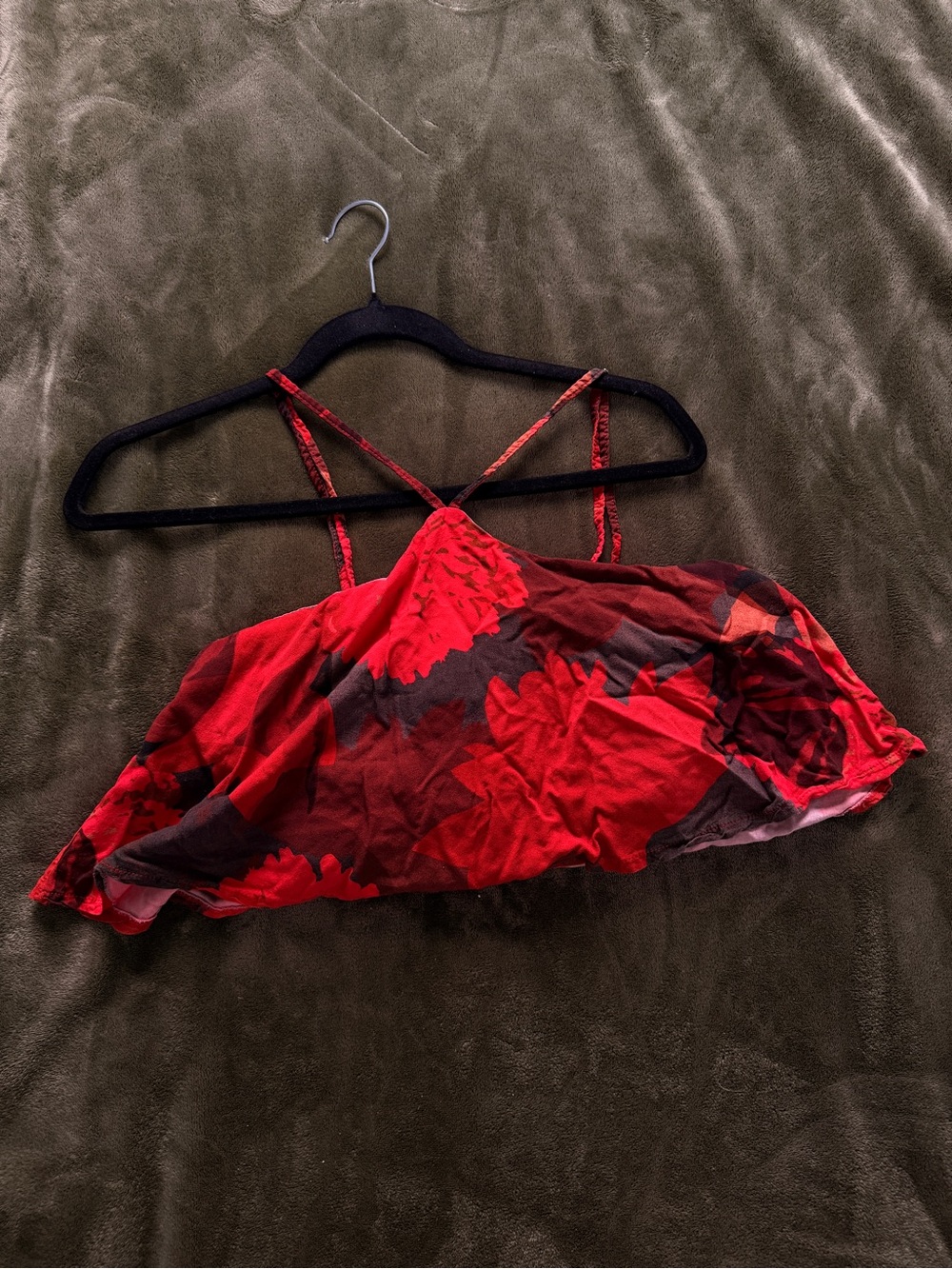 Women’s Red Floral Lace-Back croptop